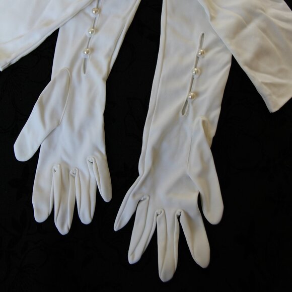 Long White Gloves 22 Inches (56 cm) with Elegant Pearl Buttons - Picture 7 of 11